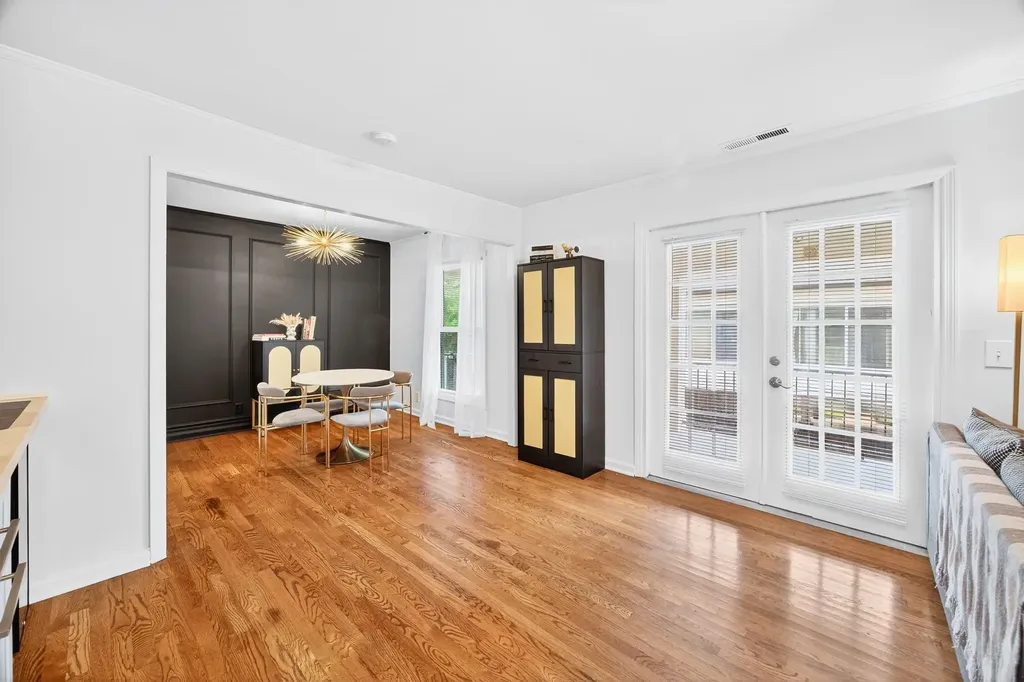 5025 Hillsboro Pike Nashville TN 37215