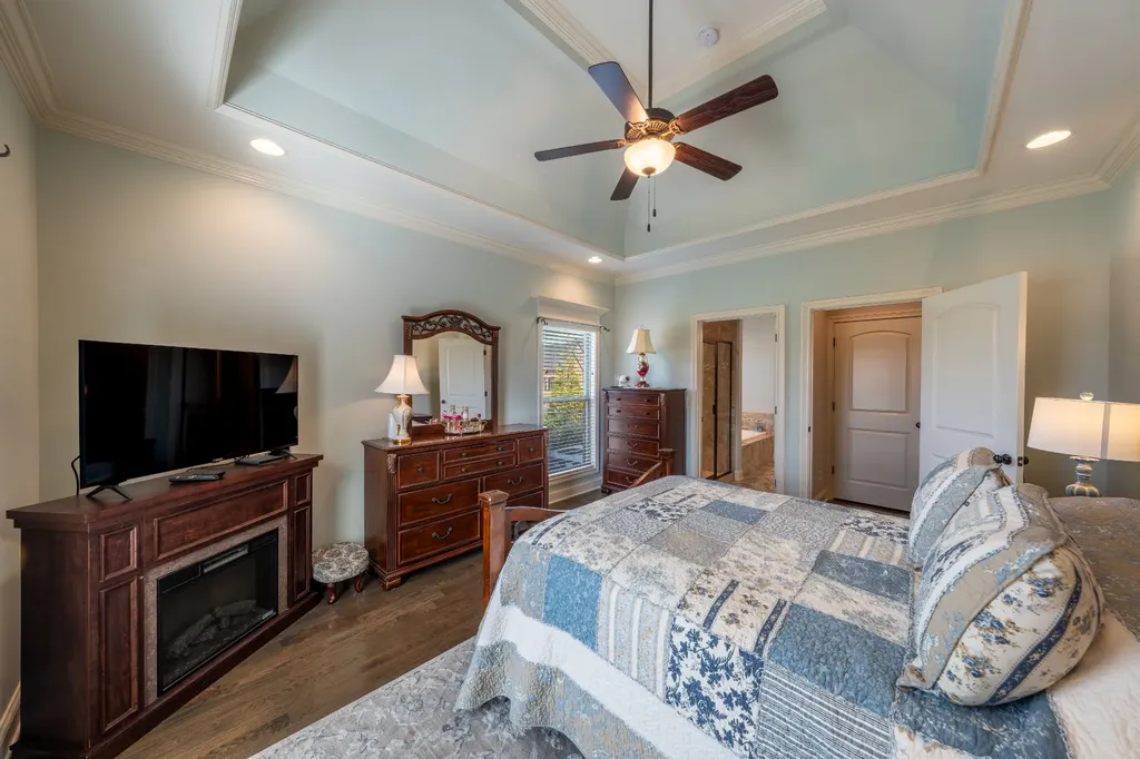 901 Larkspur Lane Lebanon TN 37087
