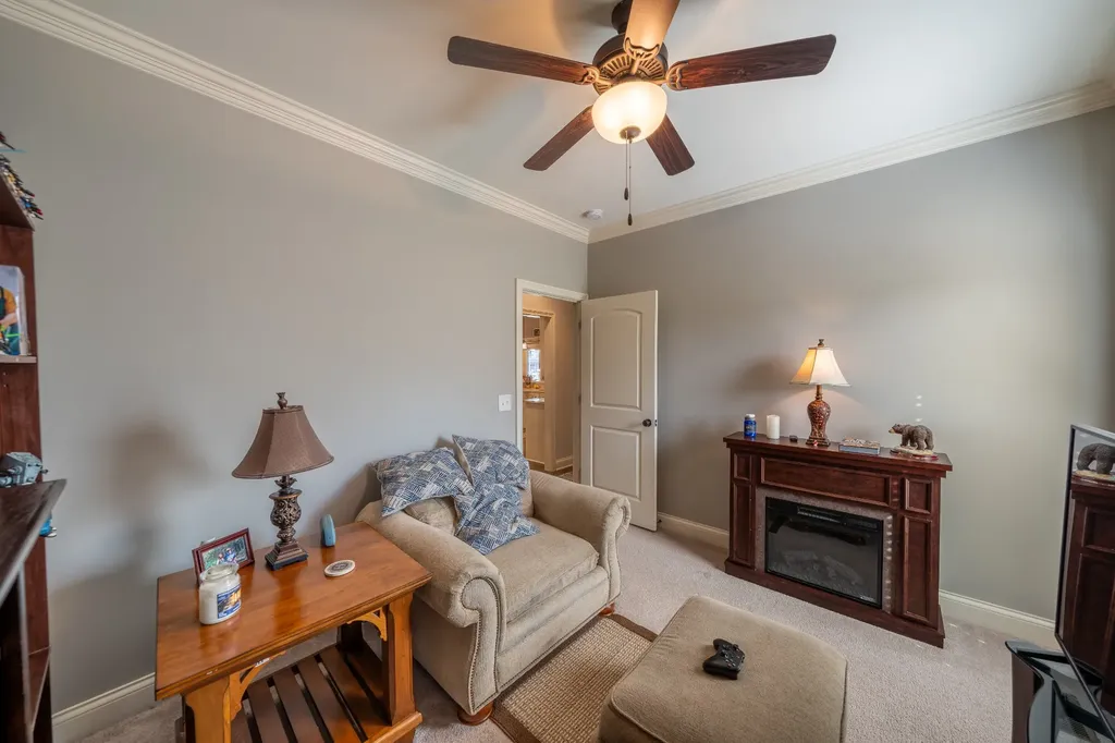 901 Larkspur Lane Lebanon TN 37087
