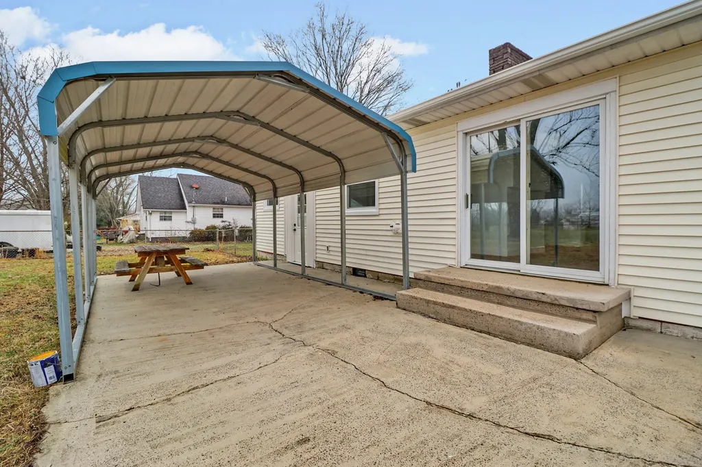106 Dearman Street Smithville TN 37166