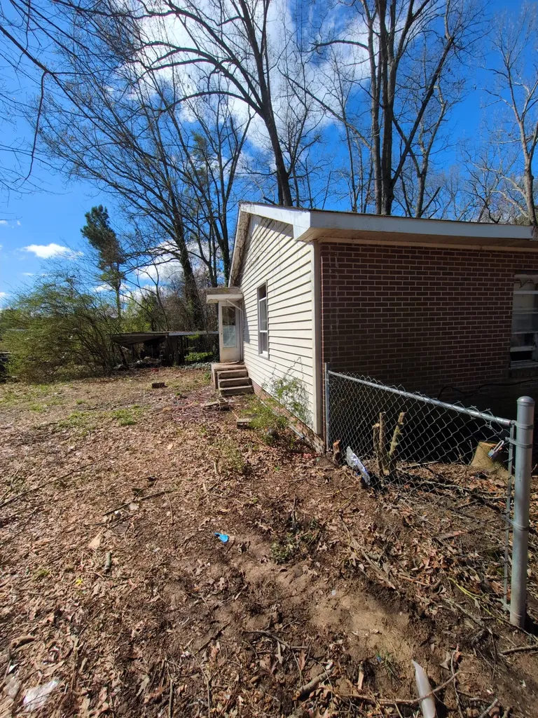 71 Oakwood Lane Tullahoma TN 37388