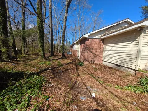 71 Oakwood Lane Tullahoma TN 37388