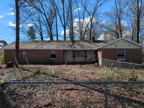 71 Oakwood Lane Tullahoma TN 37388