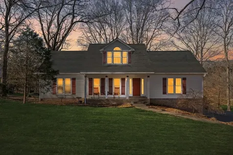 1728 Riverhaven Drive Adams TN 37010