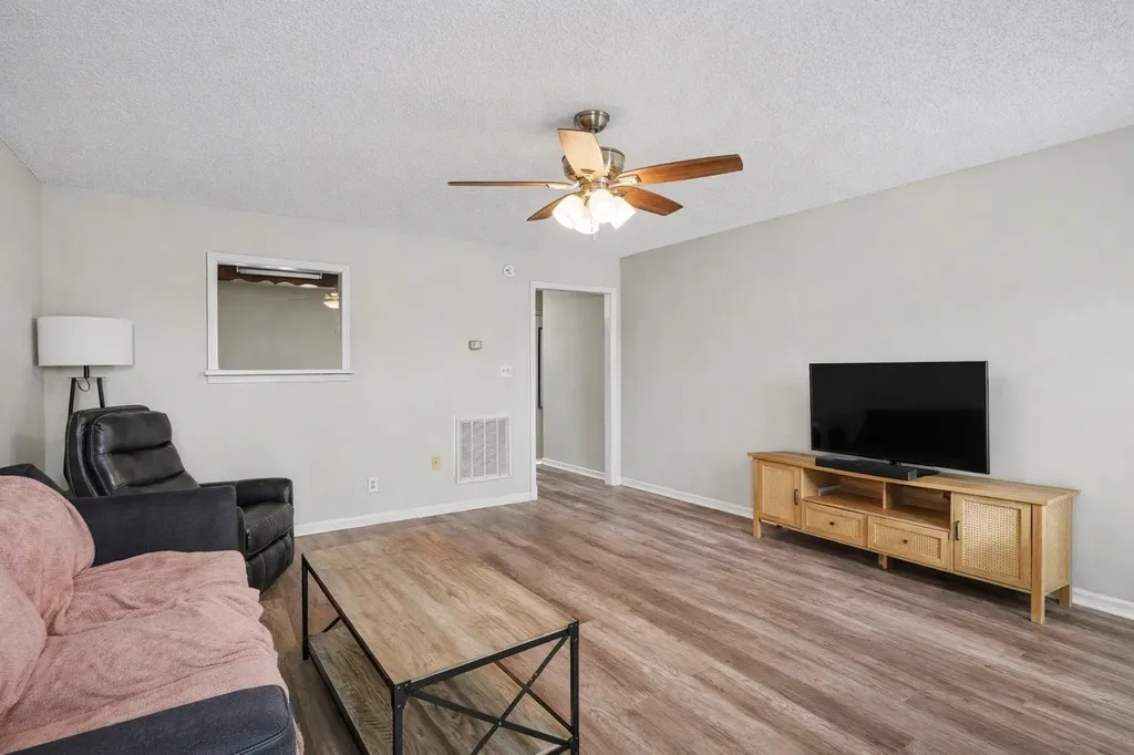 3072 Woody Lane Clarksville TN 37043