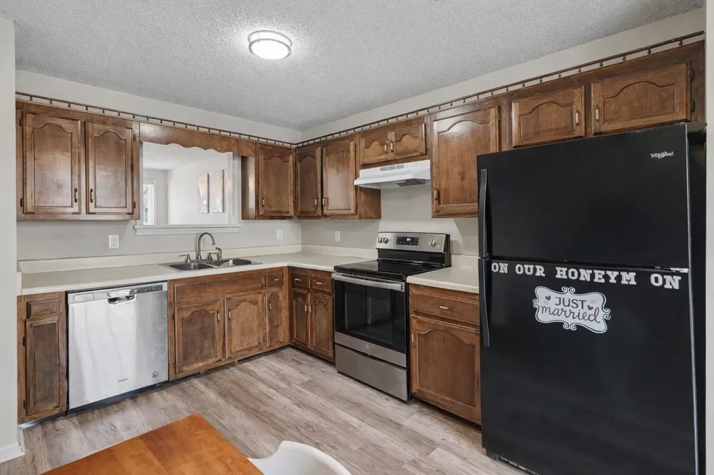 3072 Woody Lane Clarksville TN 37043