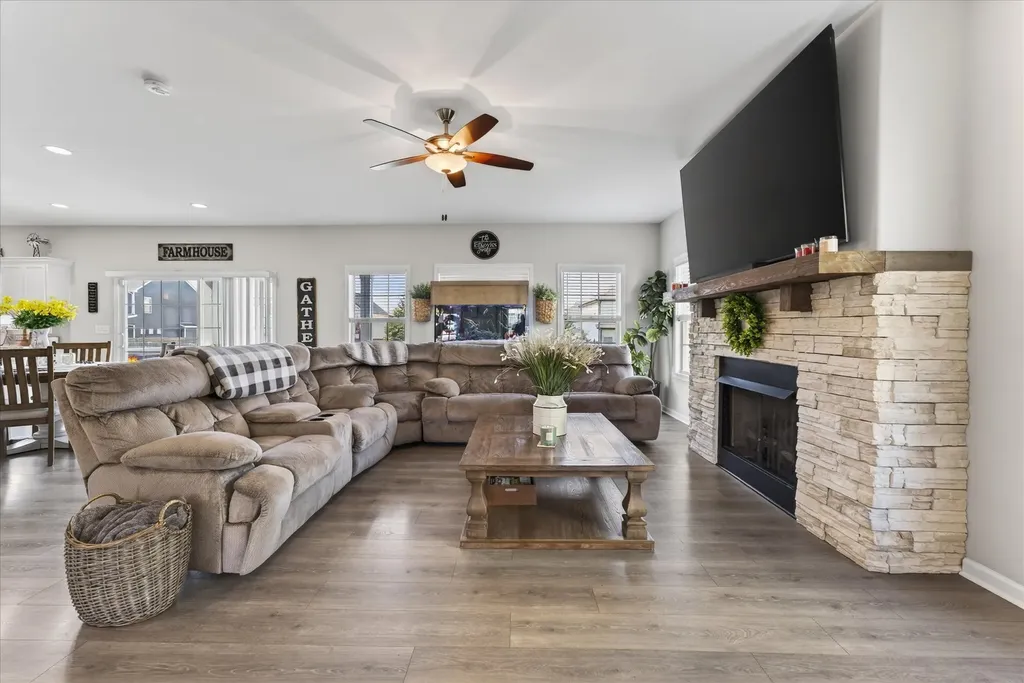 1350 Millet Drive Clarksville TN 37040