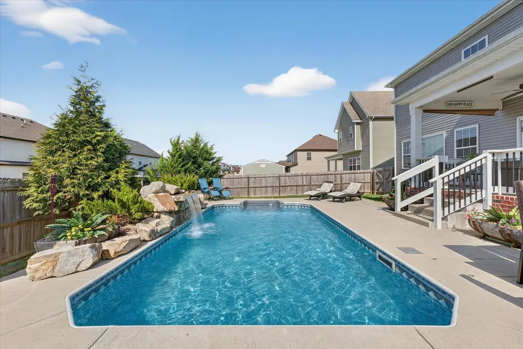 1350 Millet Drive Clarksville TN 37040