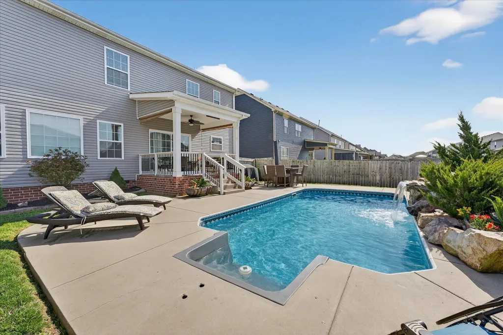 1350 Millet Drive Clarksville TN 37040