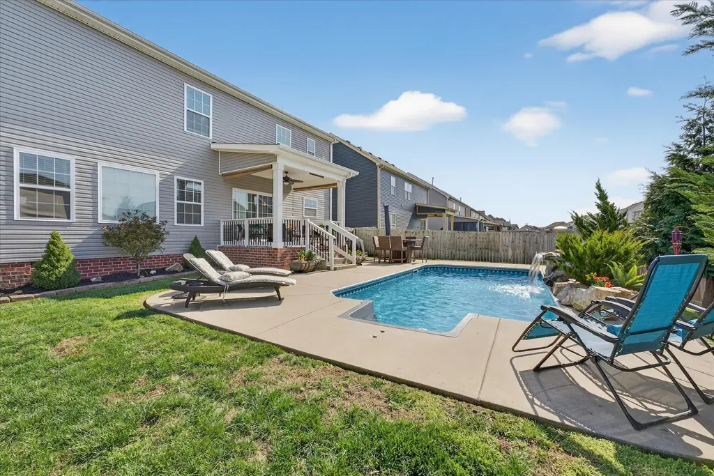 1350 Millet Drive Clarksville TN 37040