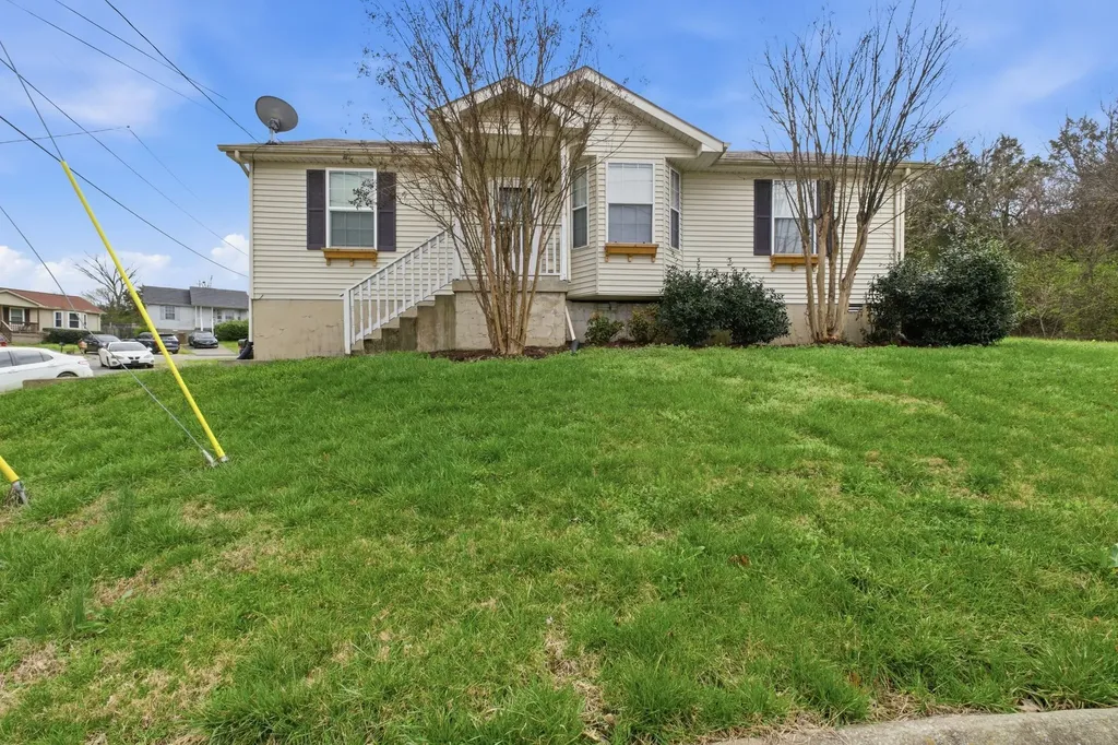 400 Shadetree Court Nashville TN 37207