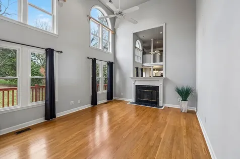 2213 S Ashford Court Nashville TN 37214