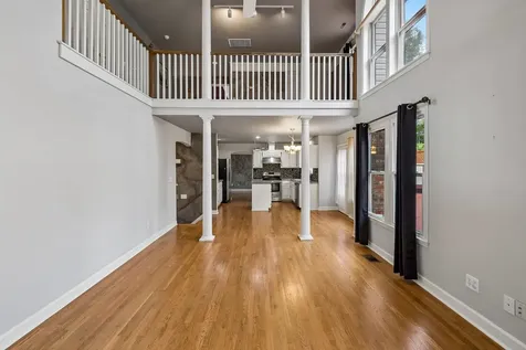 2213 S Ashford Court Nashville TN 37214