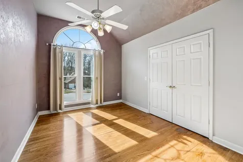 2213 S Ashford Court Nashville TN 37214
