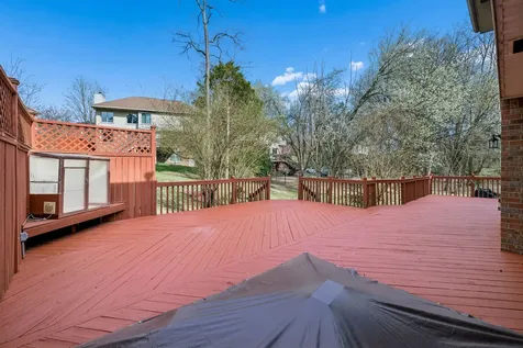 2213 S Ashford Court Nashville TN 37214