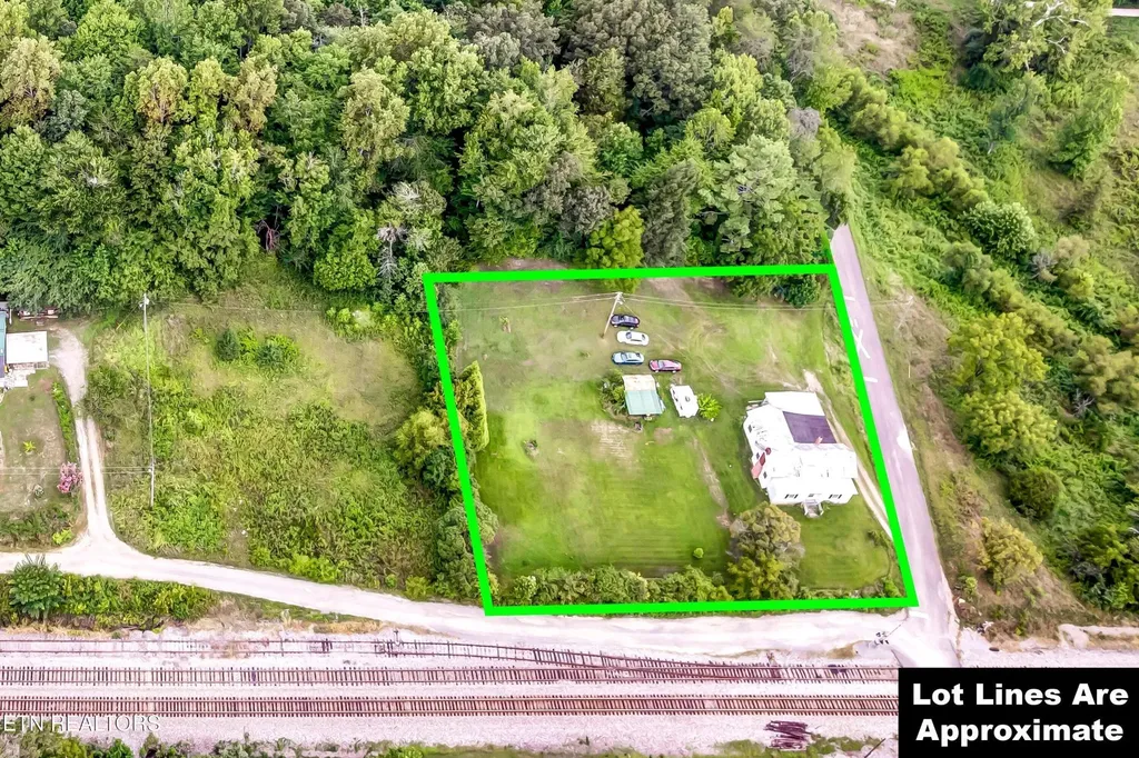 123 Sexton Lane Clinton TN 37716