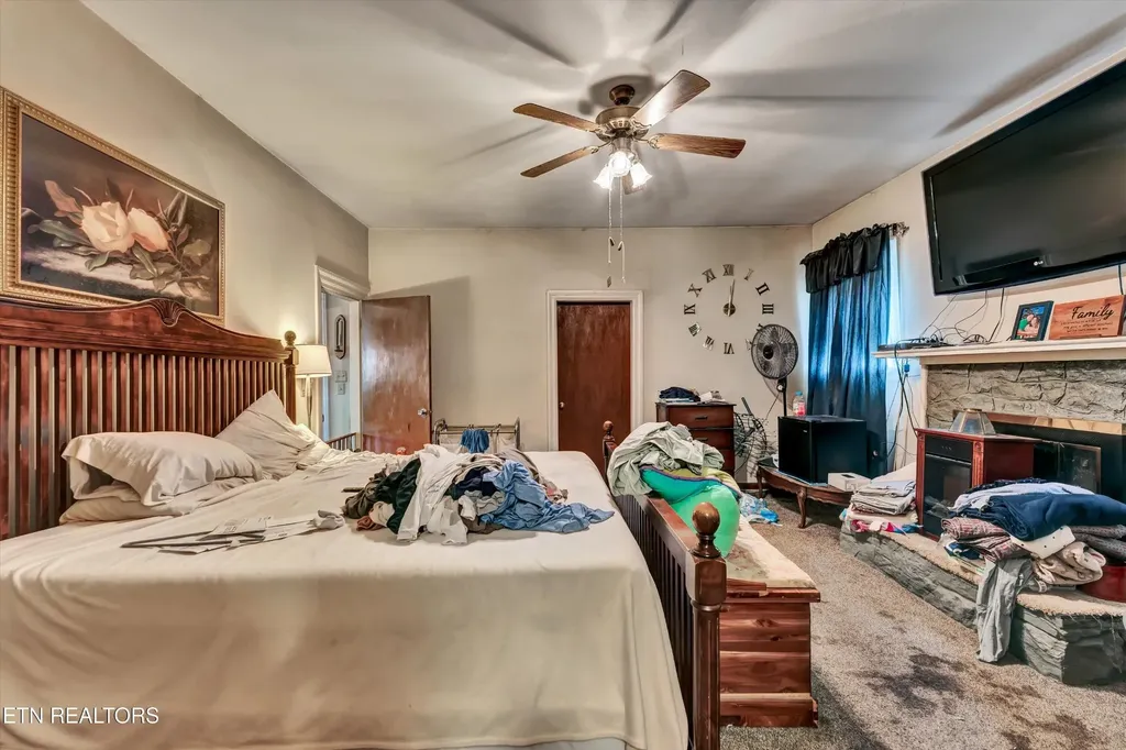 123 Sexton Lane Clinton TN 37716