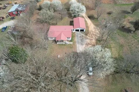 67 Lackey Road Kelso TN 37348