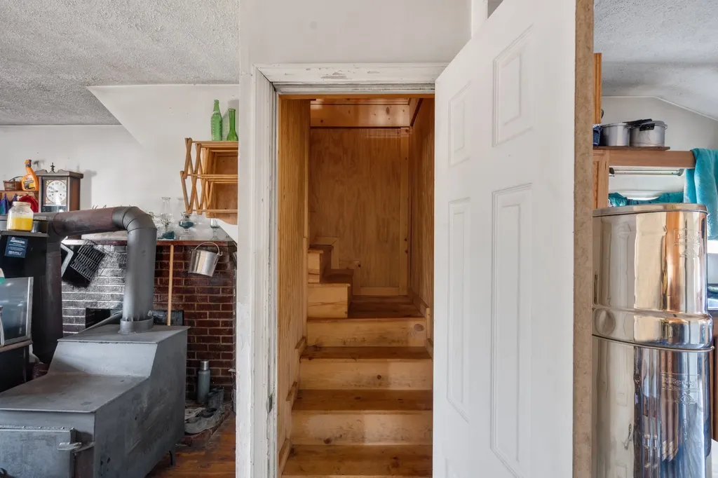 448 Holder Branch Lane Hartsville TN 37074