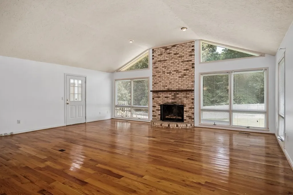 242 Oakland Drive Sparta TN 38583
