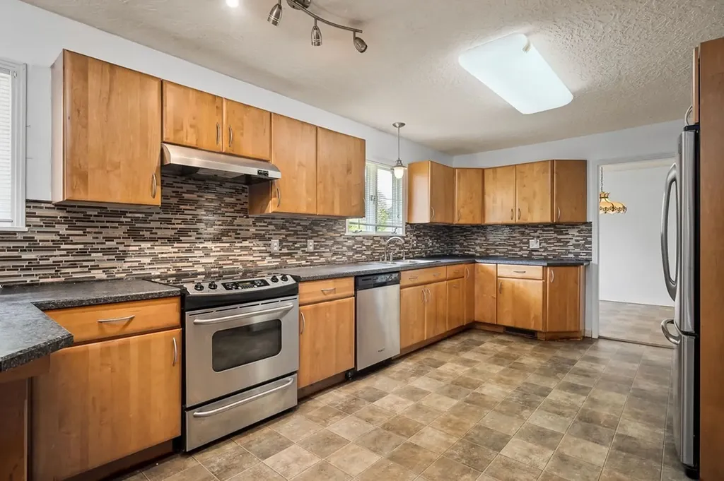 242 Oakland Drive Sparta TN 38583