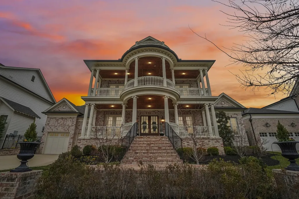 813 Stonewater Boulevard Franklin TN 37064