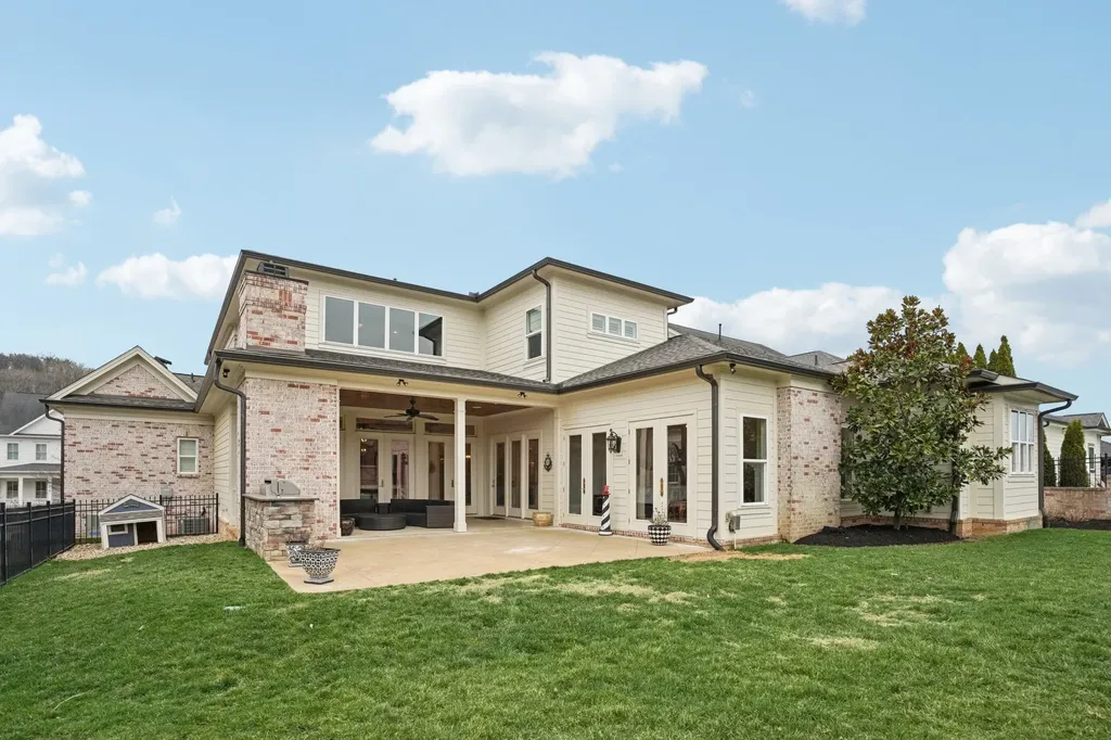 813 Stonewater Boulevard Franklin TN 37064