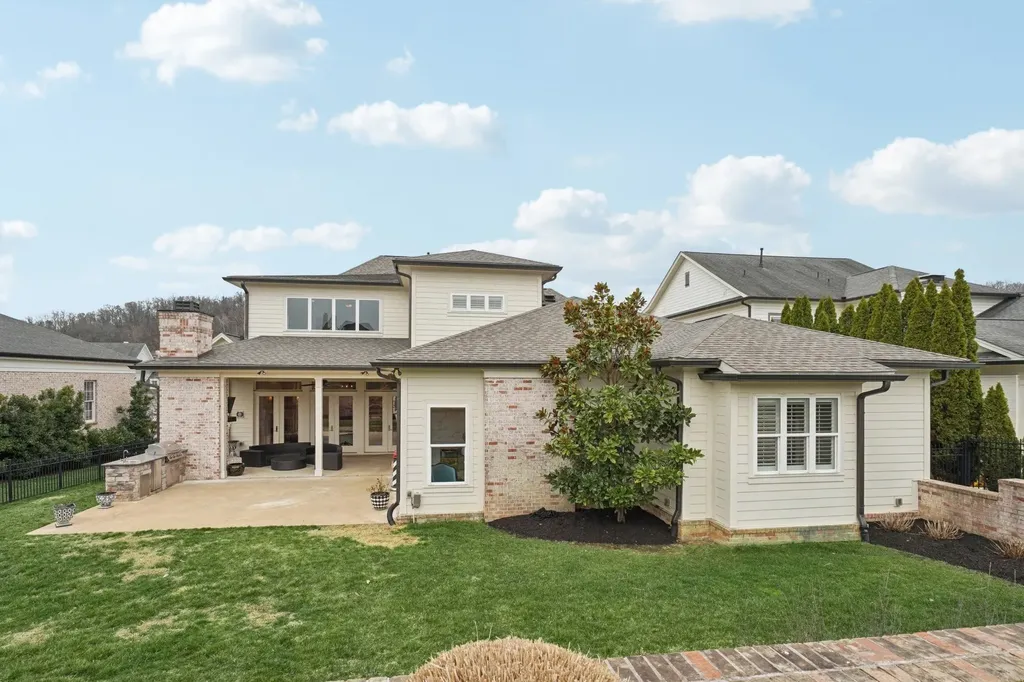 813 Stonewater Boulevard Franklin TN 37064