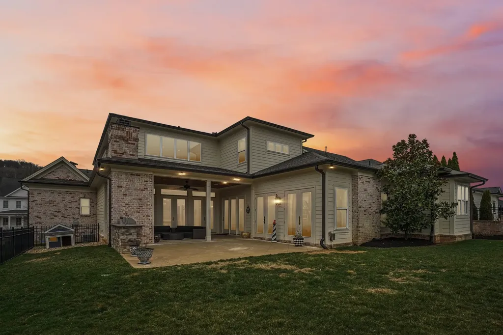 813 Stonewater Boulevard Franklin TN 37064