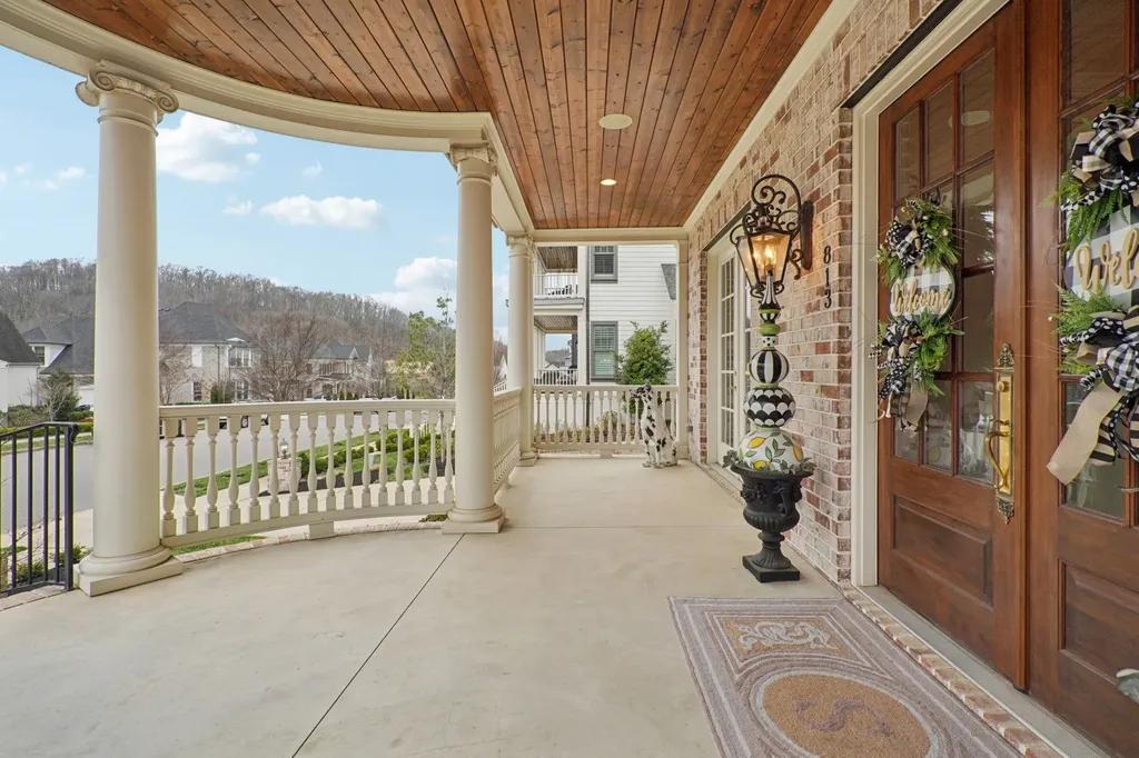 813 Stonewater Boulevard Franklin TN 37064