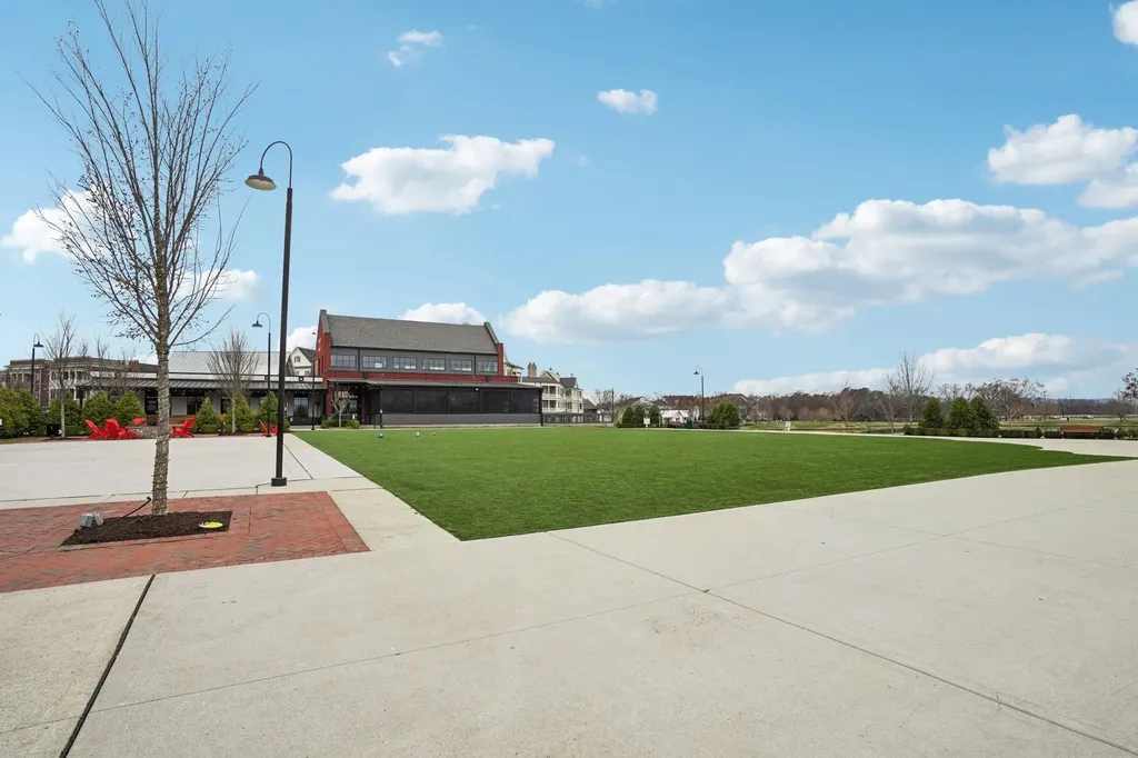 813 Stonewater Boulevard Franklin TN 37064