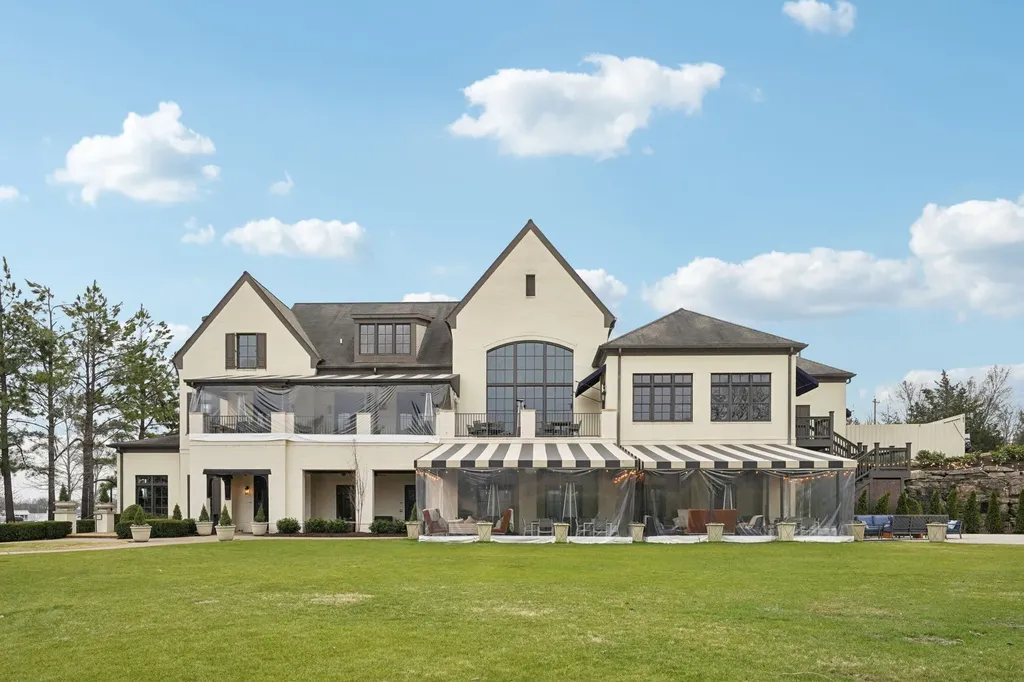 813 Stonewater Boulevard Franklin TN 37064