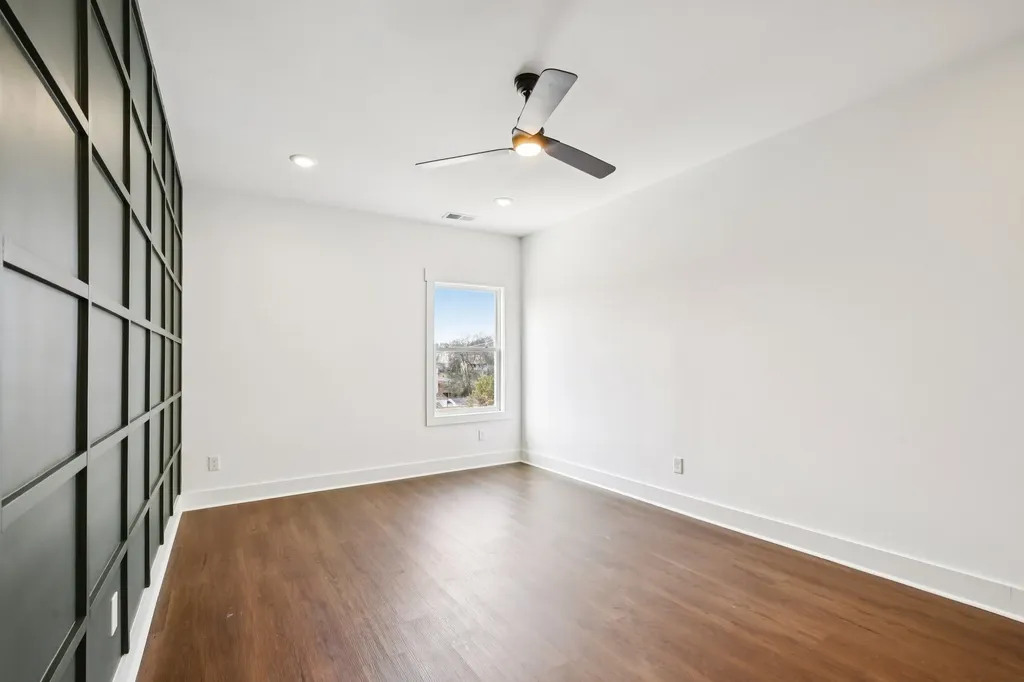 2213 18th Ave, N Nashville TN 37208