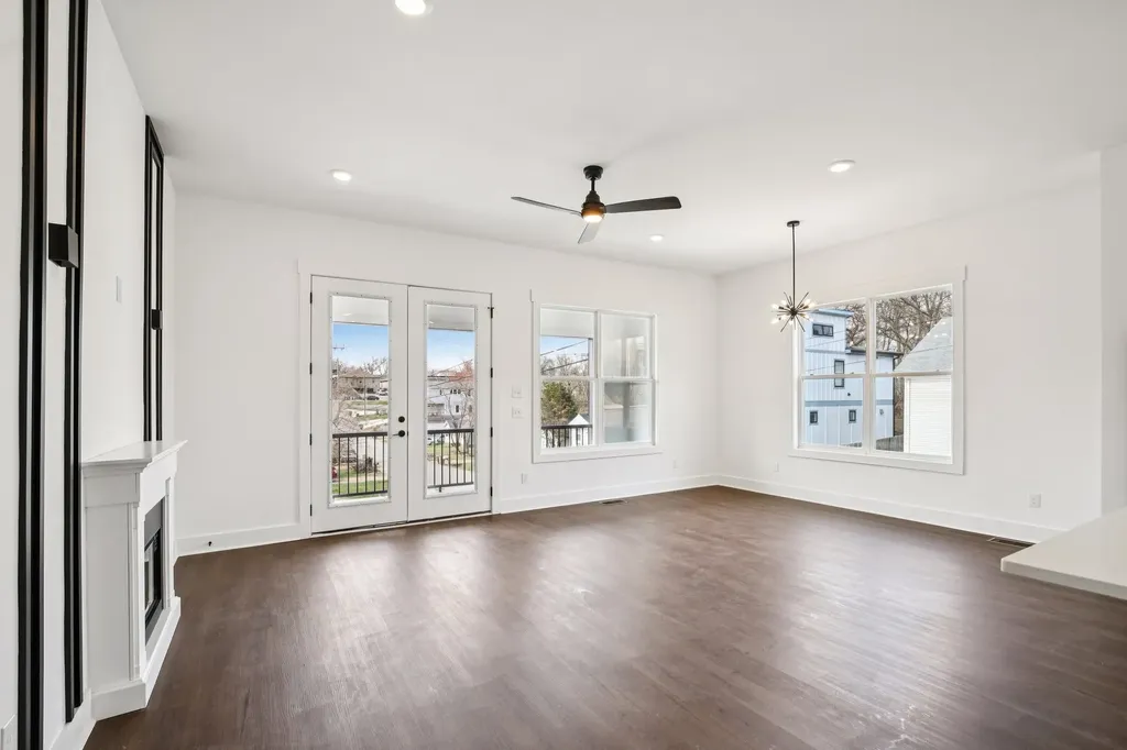 2213 18th Ave, N Nashville TN 37208