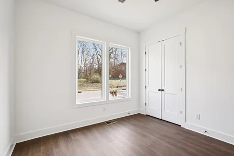 2213 18th Ave, N Nashville TN 37208