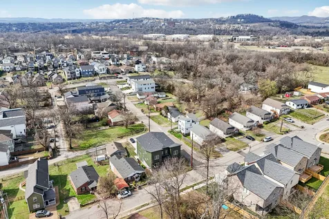 2213 18th Ave, N Nashville TN 37208