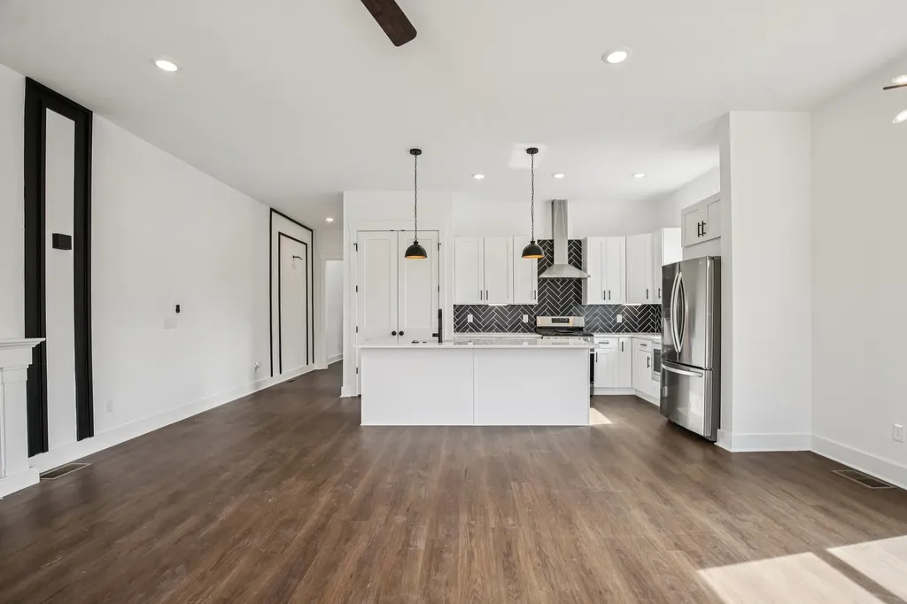2211 18th Ave, N Nashville TN 37208