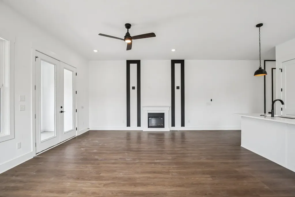 2211 18th Ave, N Nashville TN 37208