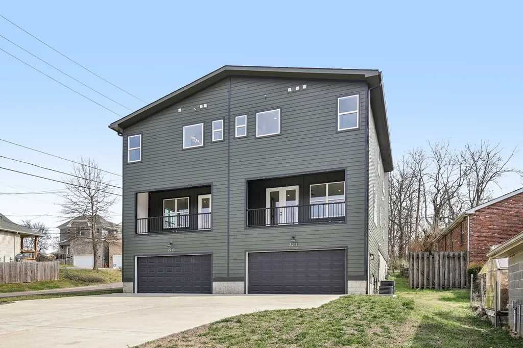 2211 18th Ave, N Nashville TN 37208