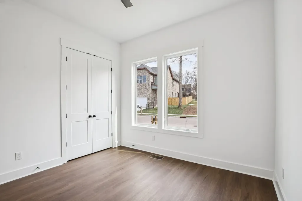 2211 18th Ave, N Nashville TN 37208