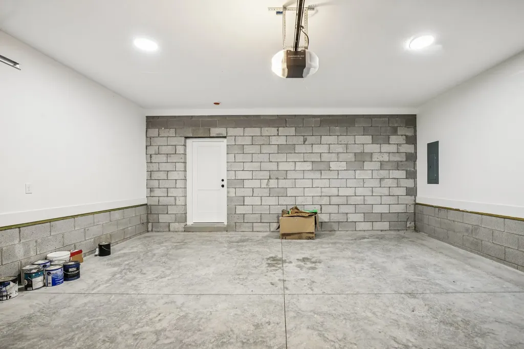 2211 18th Ave, N Nashville TN 37208