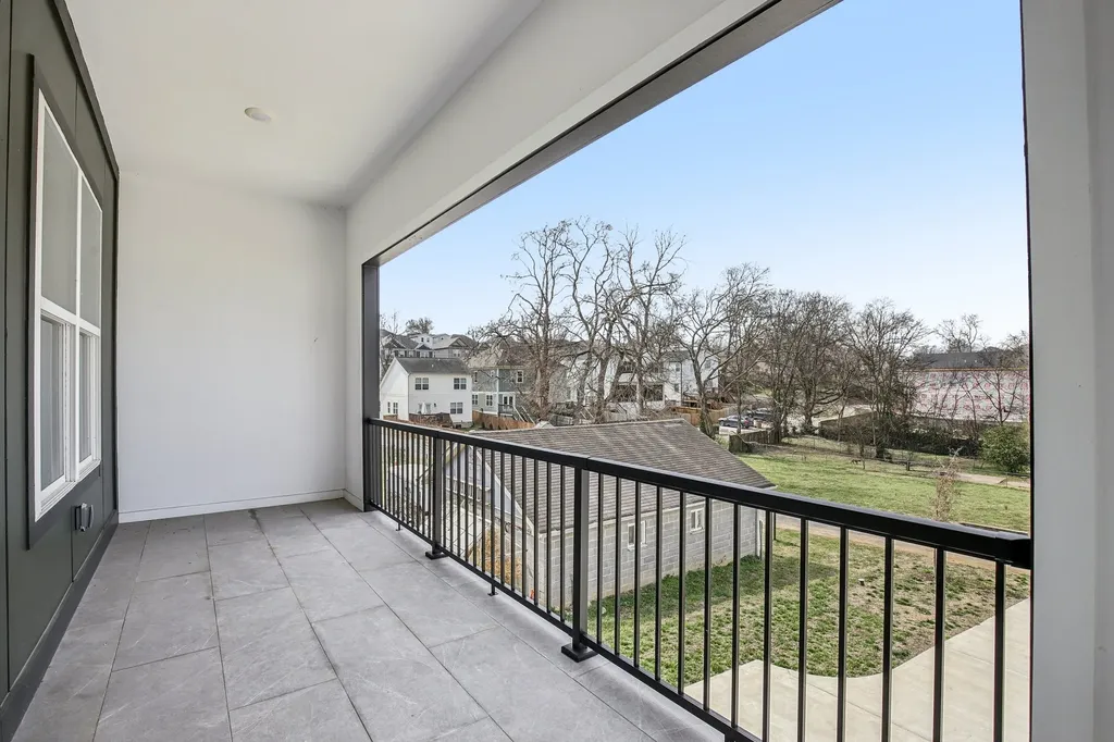 2211 18th Ave, N Nashville TN 37208