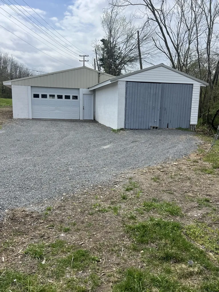 666 Brattontown Circle Lafayette TN 37083