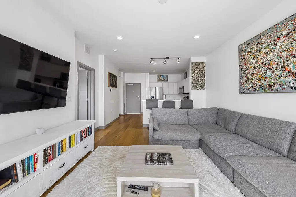 400 Herron Drive Nashville TN 37210