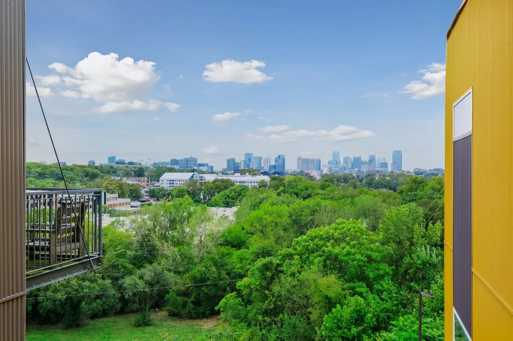 400 Herron Drive Nashville TN 37210