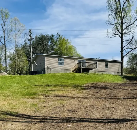 1515 Old Hwy 31, E Westmoreland TN 37186