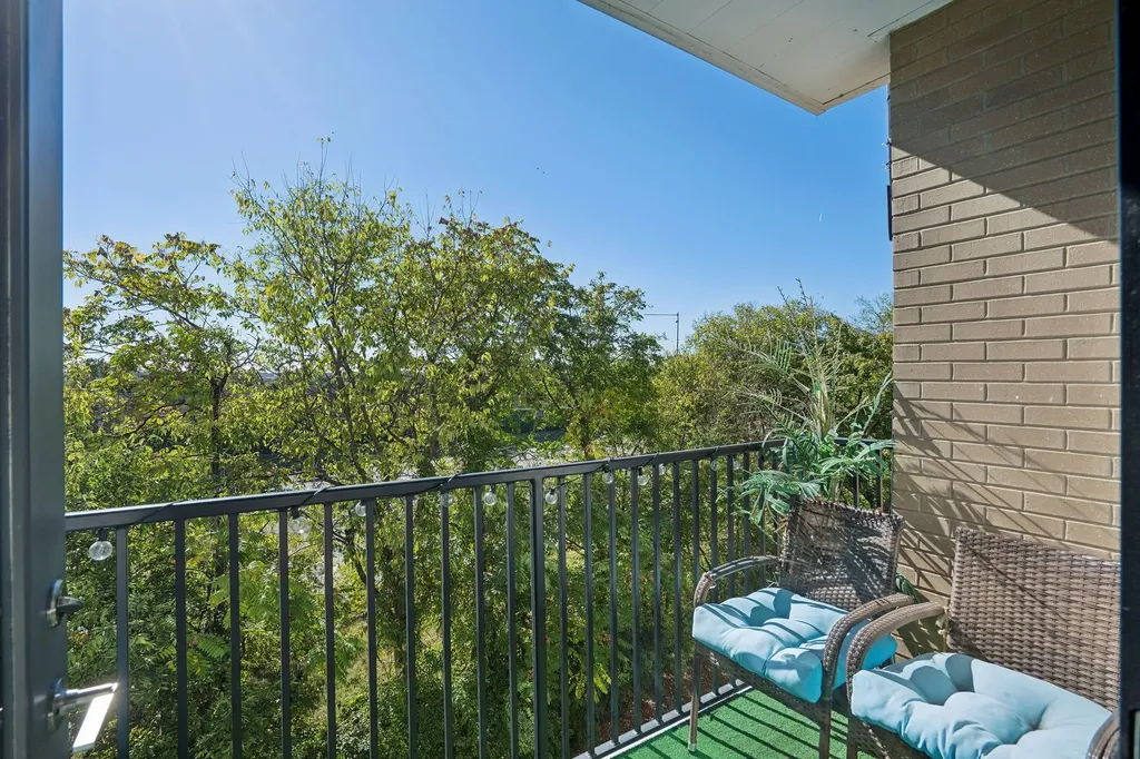 65 Lindsley Avenue Nashville TN 37210