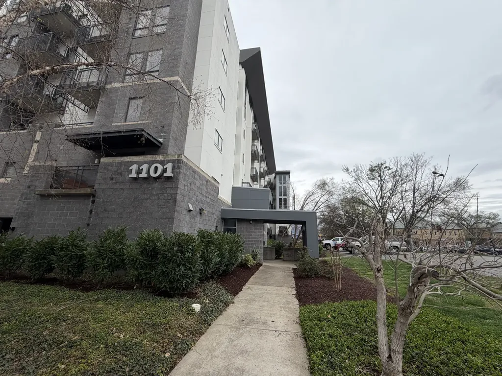 1101 18th Ave, S Nashville TN 37212