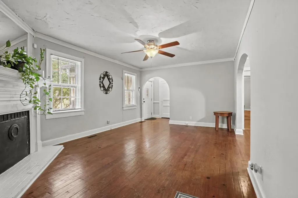 1804 Mars Street La Vergne TN 37086