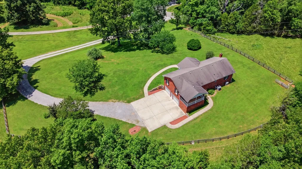 2644 Scribners Mill Road Culleoka TN 38451